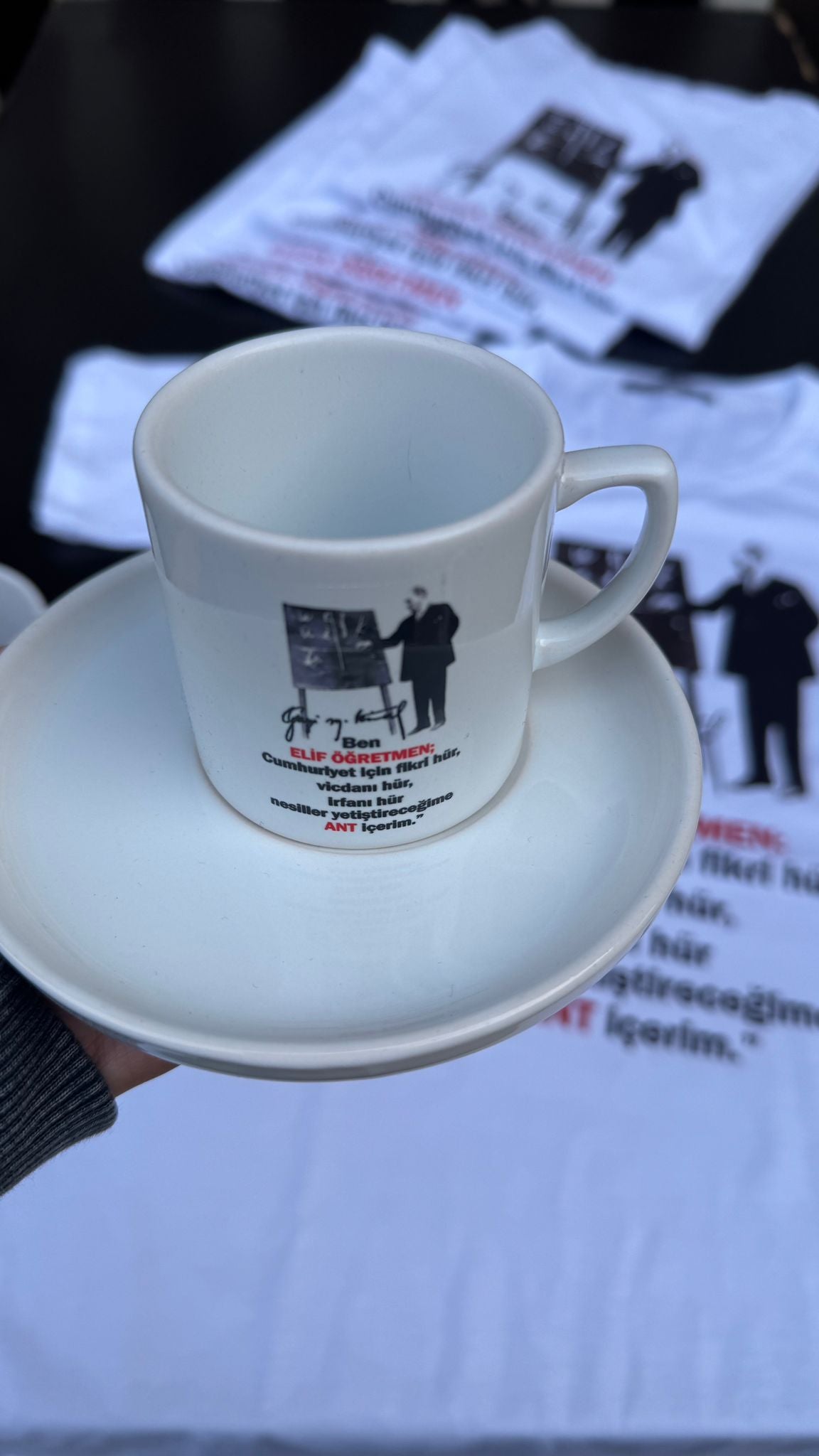 İsme Özel 24 Kasım Öğretmenler Günü Atatürk Baskılı Hediyelik Porselen Kahve Fincan Takımı