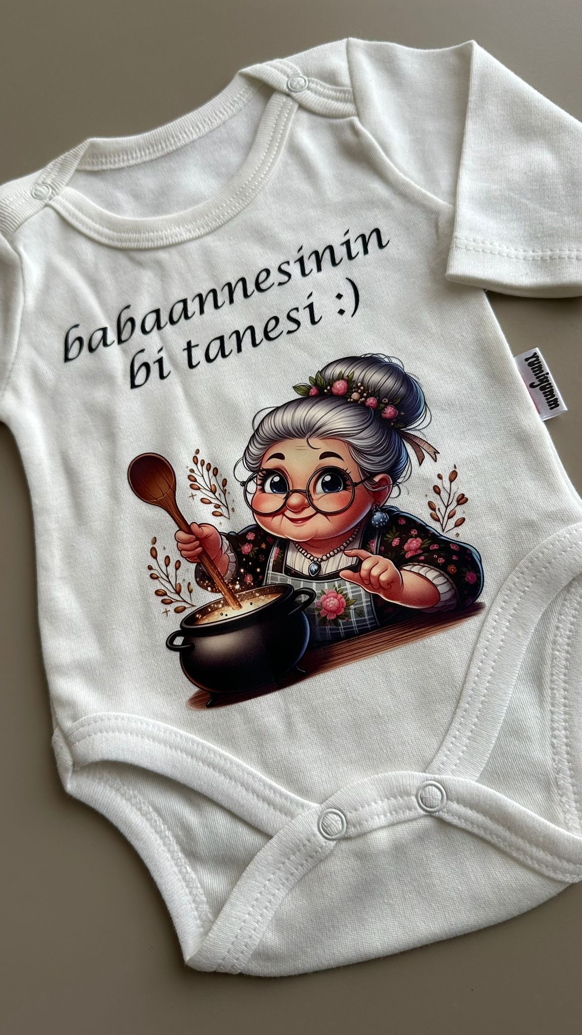 Babaanne Baskılı Ekru Uzun Kol Bebek Zıbın