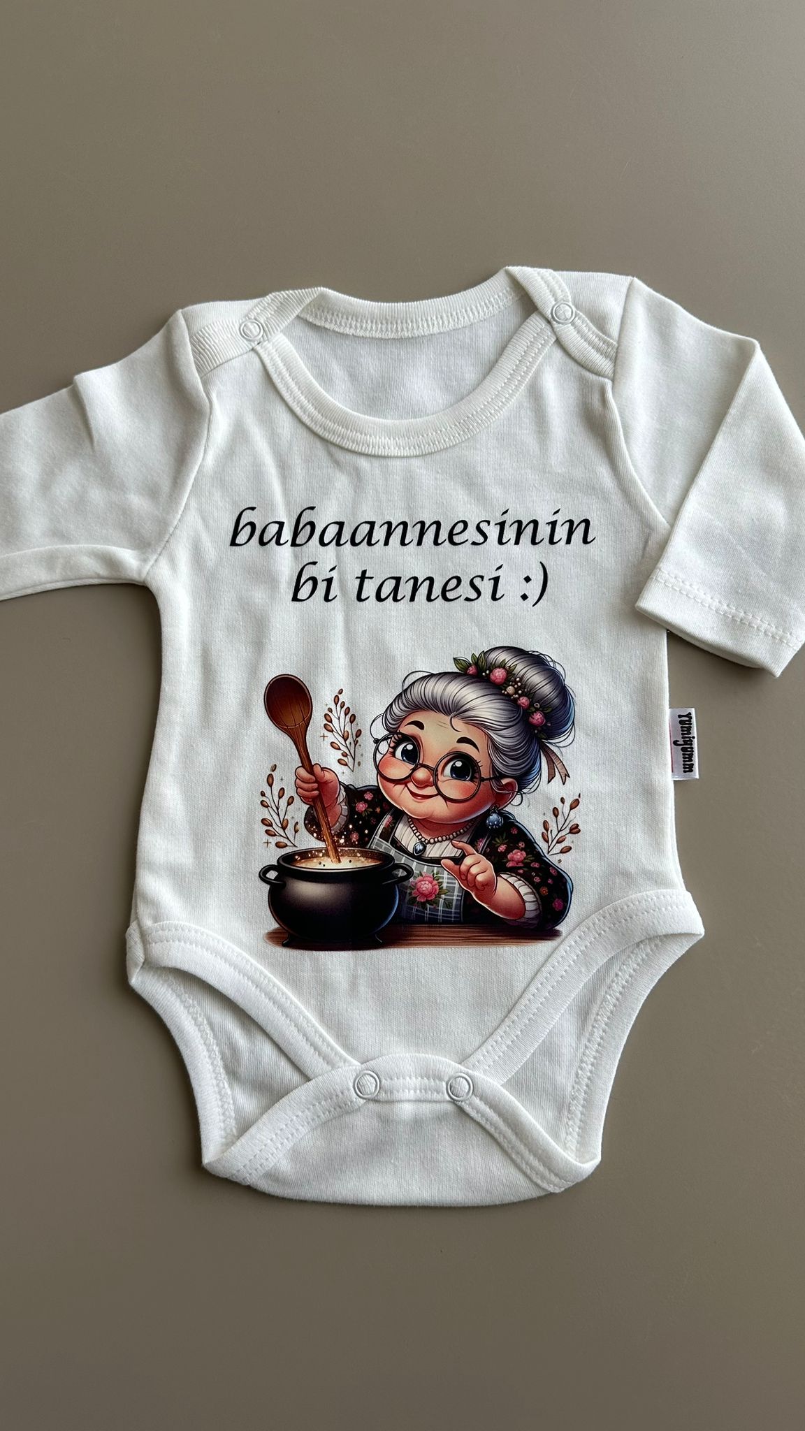 Babaanne Baskılı Ekru Uzun Kol Bebek Zıbın